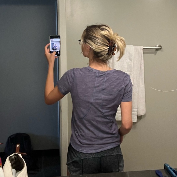 Lululemon Meant to Move Tee - Picture 4 of 5